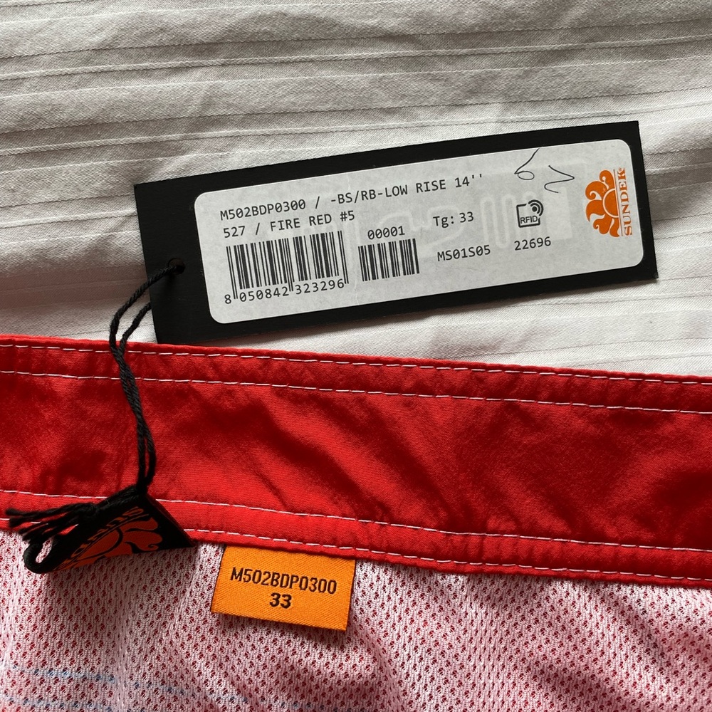 Sundek size 33 boardshorts